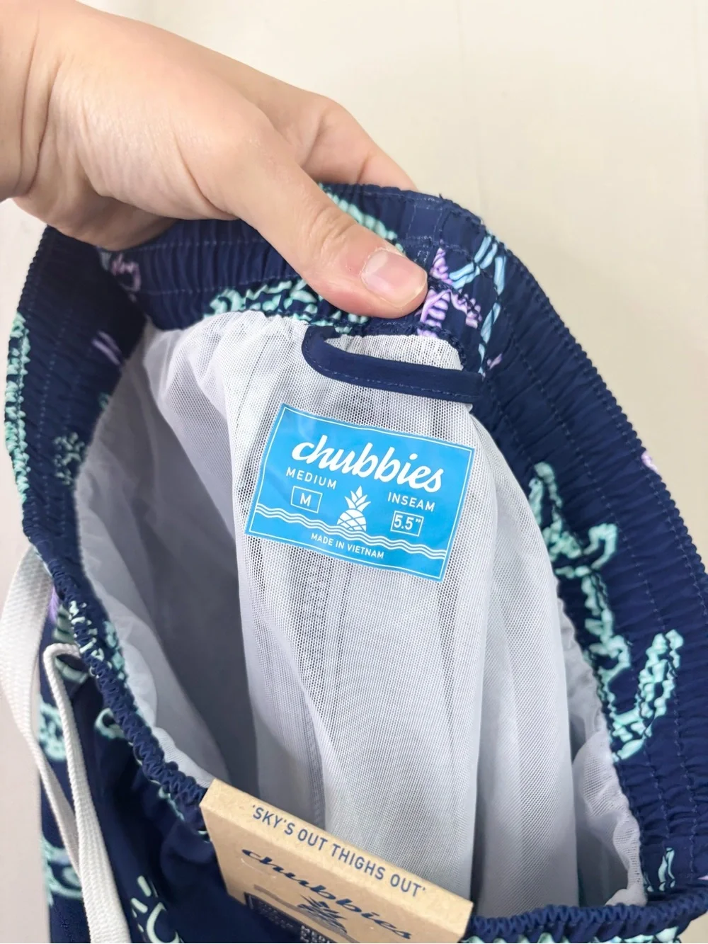 Chubbies The Neon Glades Stretch Swim Trunks size M 5.5 inch new navy blue